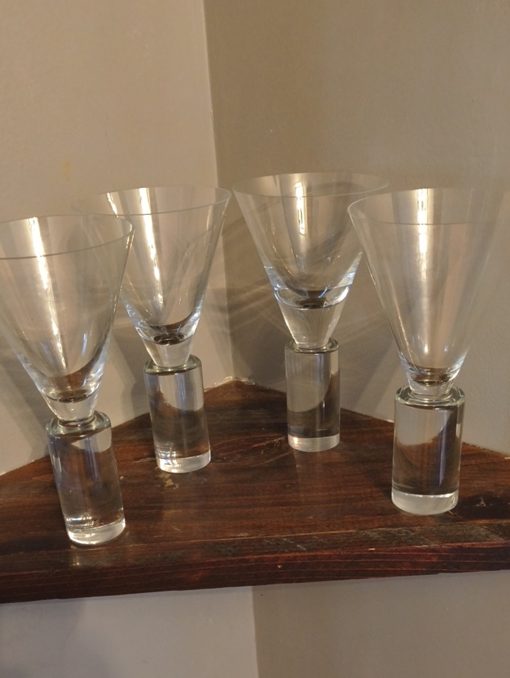 Hot Item!! Pedestal Glass Martini/White Wine Glasses - Set of 4 Super Style!!